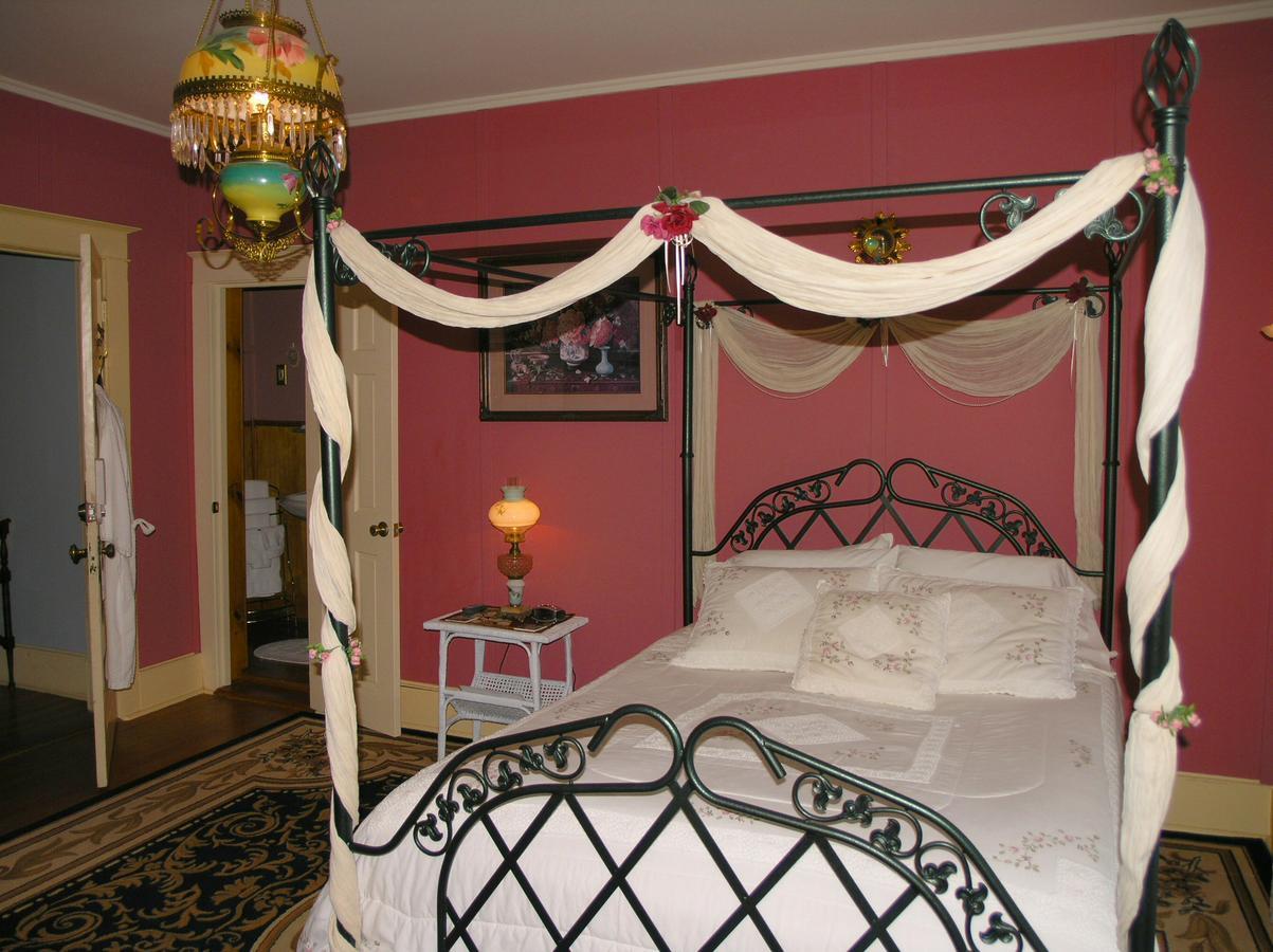 Magnolia Grove Bed And Breakfast Хернандо Экстерьер фото